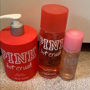 VS PINK Hot Stuff